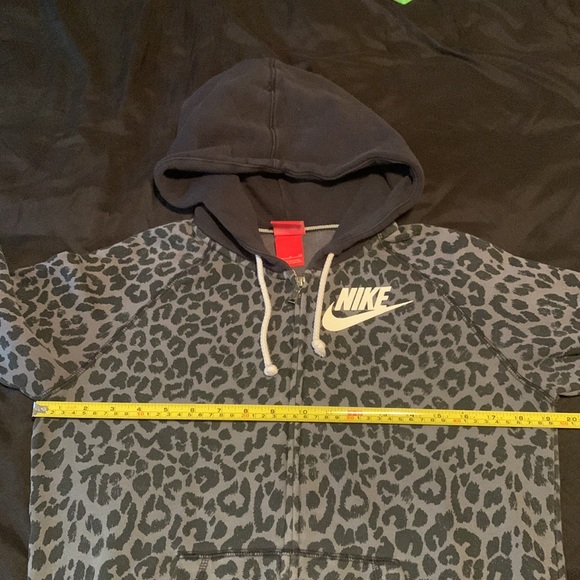 Nike leopard cheetah print zip up hoodie sweater - Picture 7 of 9